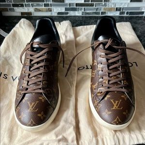 Louis Vuitton Luxembourg Sneakers Mens Size 12/13